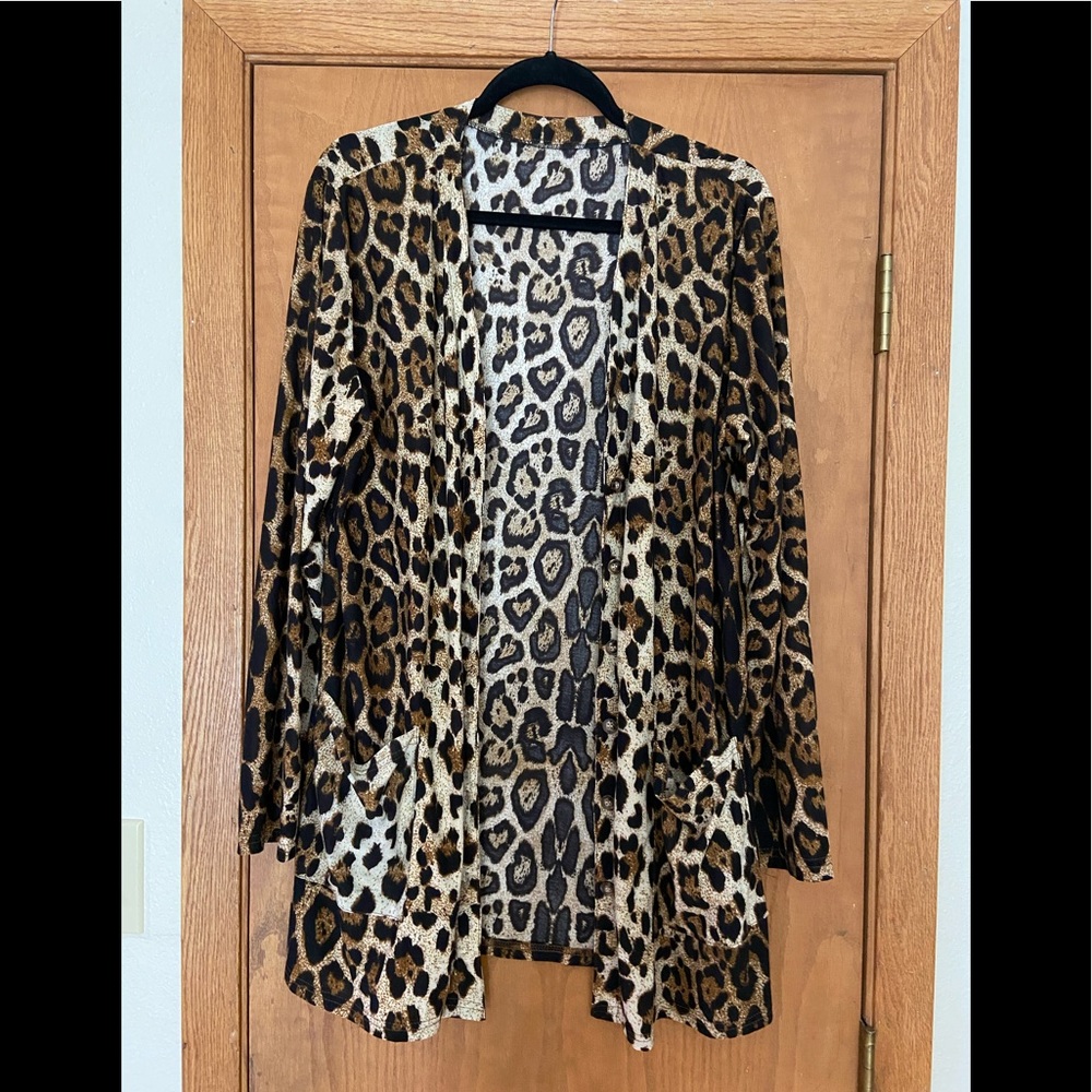 Leopard thin/ lightweight blazer